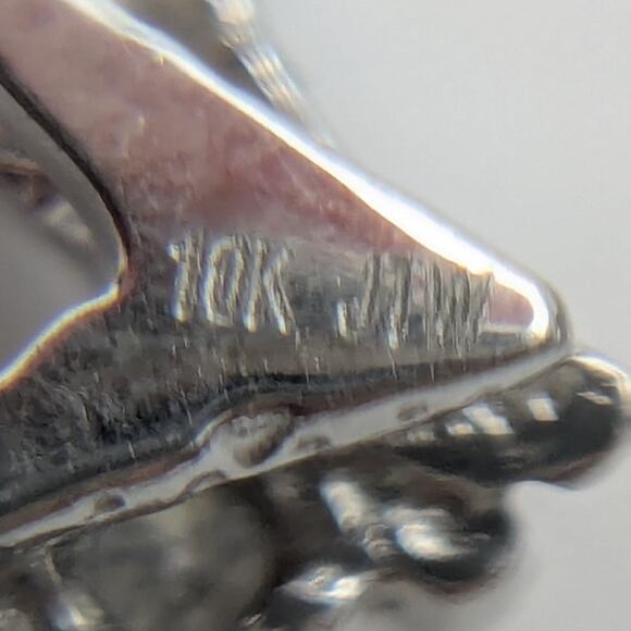 10k White Gold and Diamond Heart Dainty Pendant Chain Necklace JTW 22.25in 1.58g - Picture 6 of 6